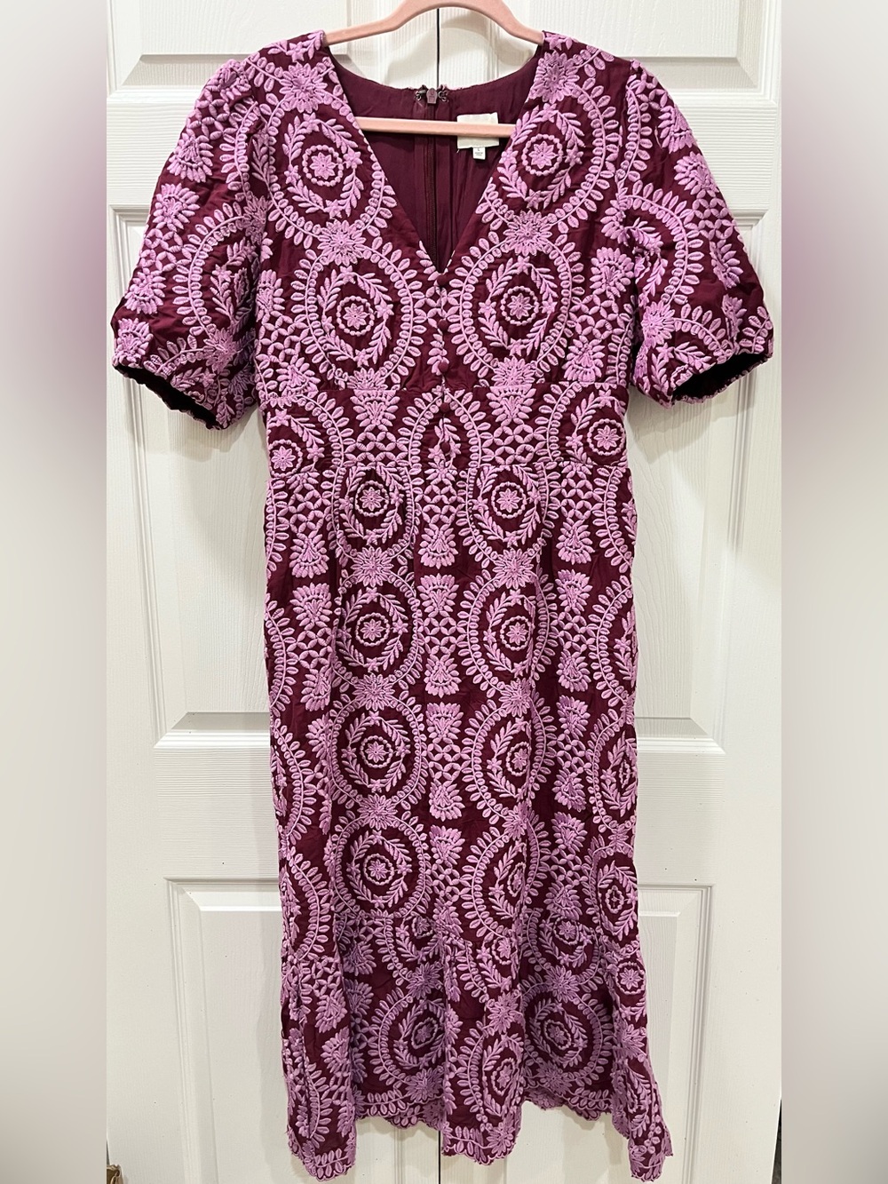 Adelyn Rae Luisa Embroidered Midi Dress Maroon Pink V-Neck Puff Sleeve, Large